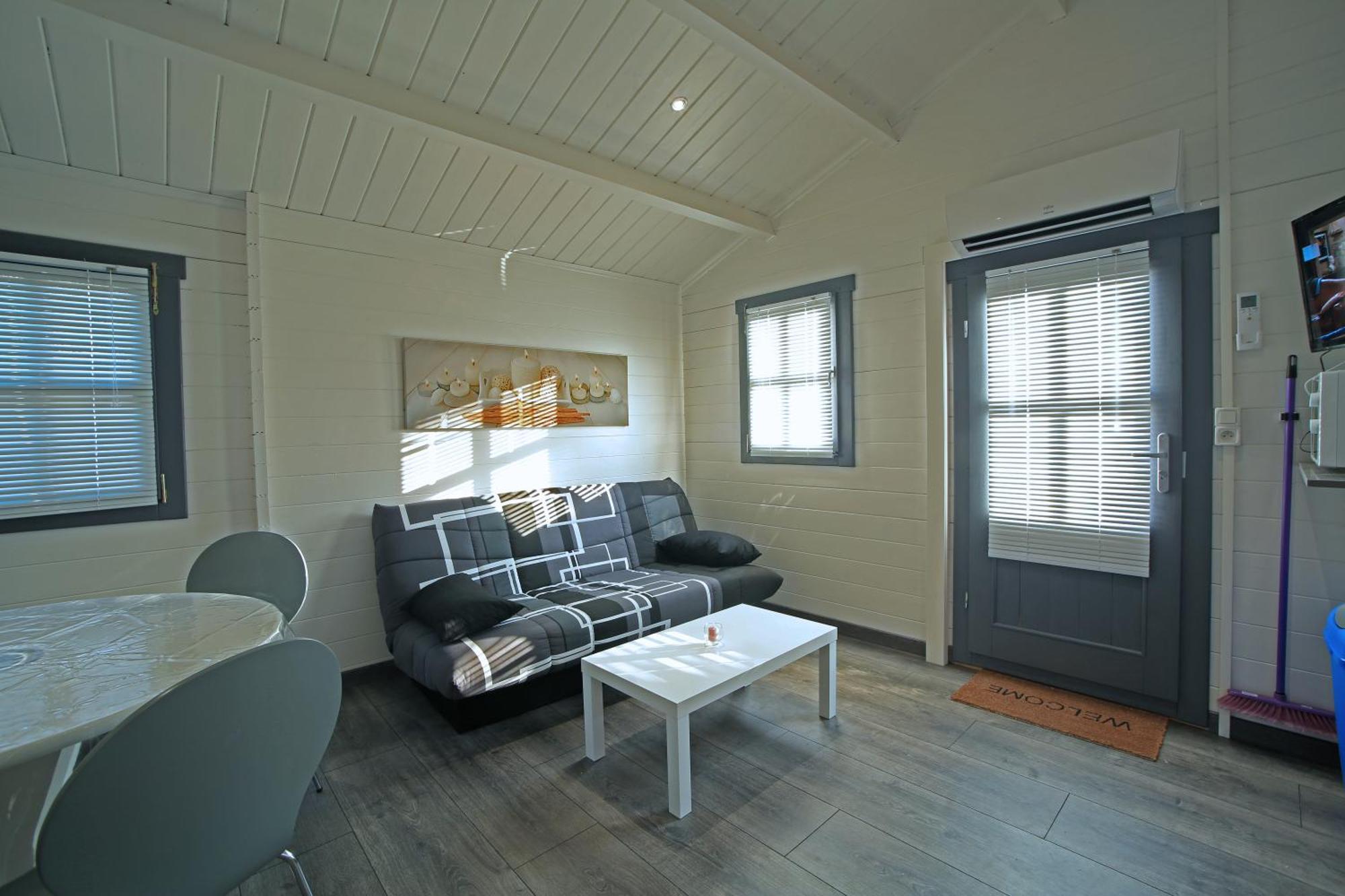 Chalet Mont Ventoux Et Chalet Vip Camaret-sur-Aigues Kamer foto